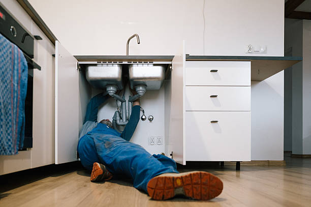 Professional Drain Cleaning technician working in Seahurst, WA